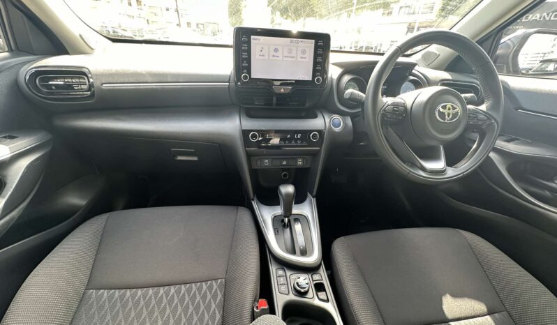 TOYOTA YARIS CROSS  E-FOUR 1.5L PETROL HYBRID 2022 full