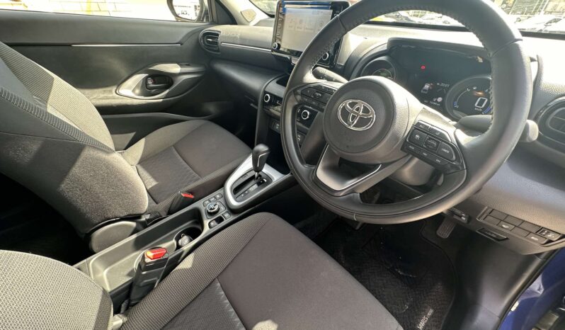 TOYOTA YARIS CROSS  E-FOUR 1.5L PETROL HYBRID 2022 full