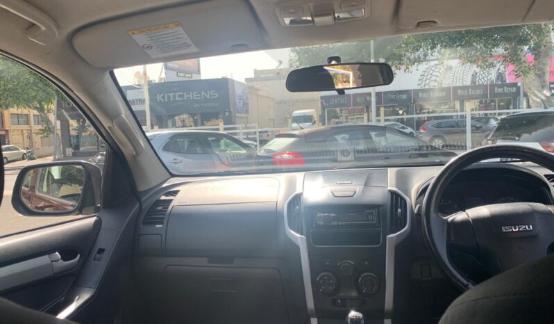 Isuzu D-Max 2014 Manual 2.5 Turbo full