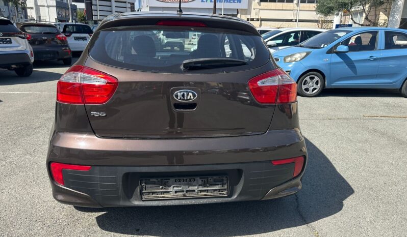 Kia Rio 2015 1.2 Manual full